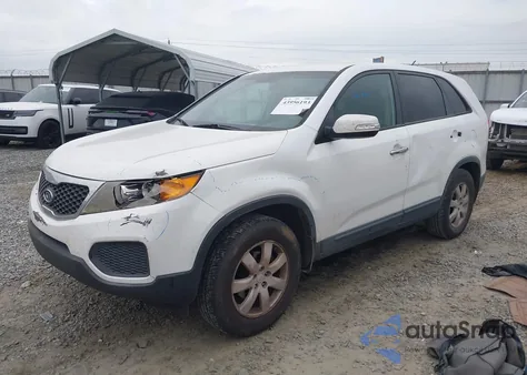 2011 Kia Sorento Lx z USA, uszkodzony, nr VIN 5XYKT3A16BG031453
